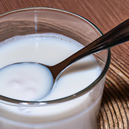 The Health Benefits and Uses of Kefir